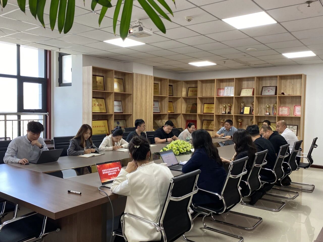 我所青年律师委员会开展2026年第一期案例分享会(图2)